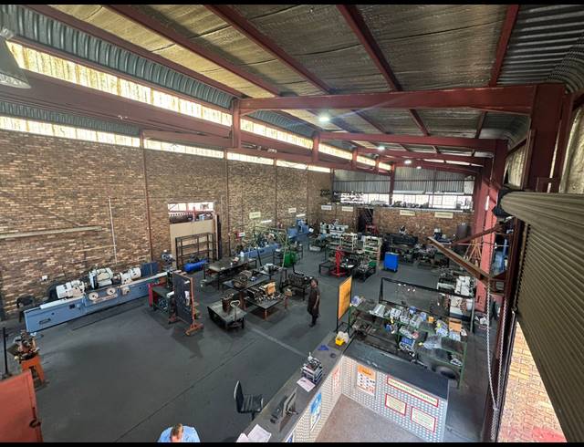 800M² WAREHOUSE TO LET IN PRETORIA WEST